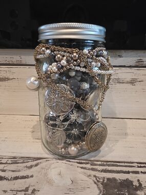 Mystery Jewelry Jar - Elegant Decorative Mason Jar